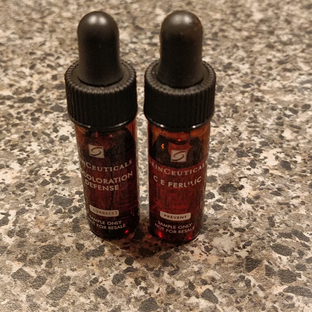 Two Skinceauticals samples
